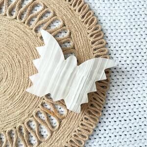 Vintage White Onyx Butterfly Napkin Letter Mail Holder MCM Excellent Condition